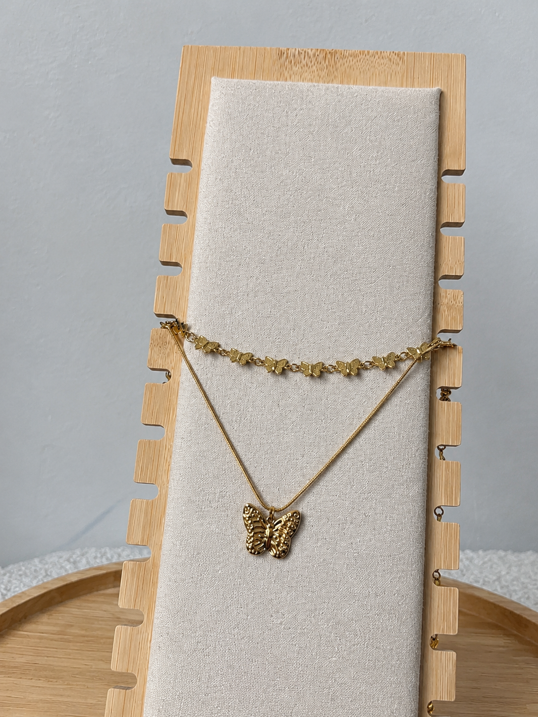 Double collier papillon
