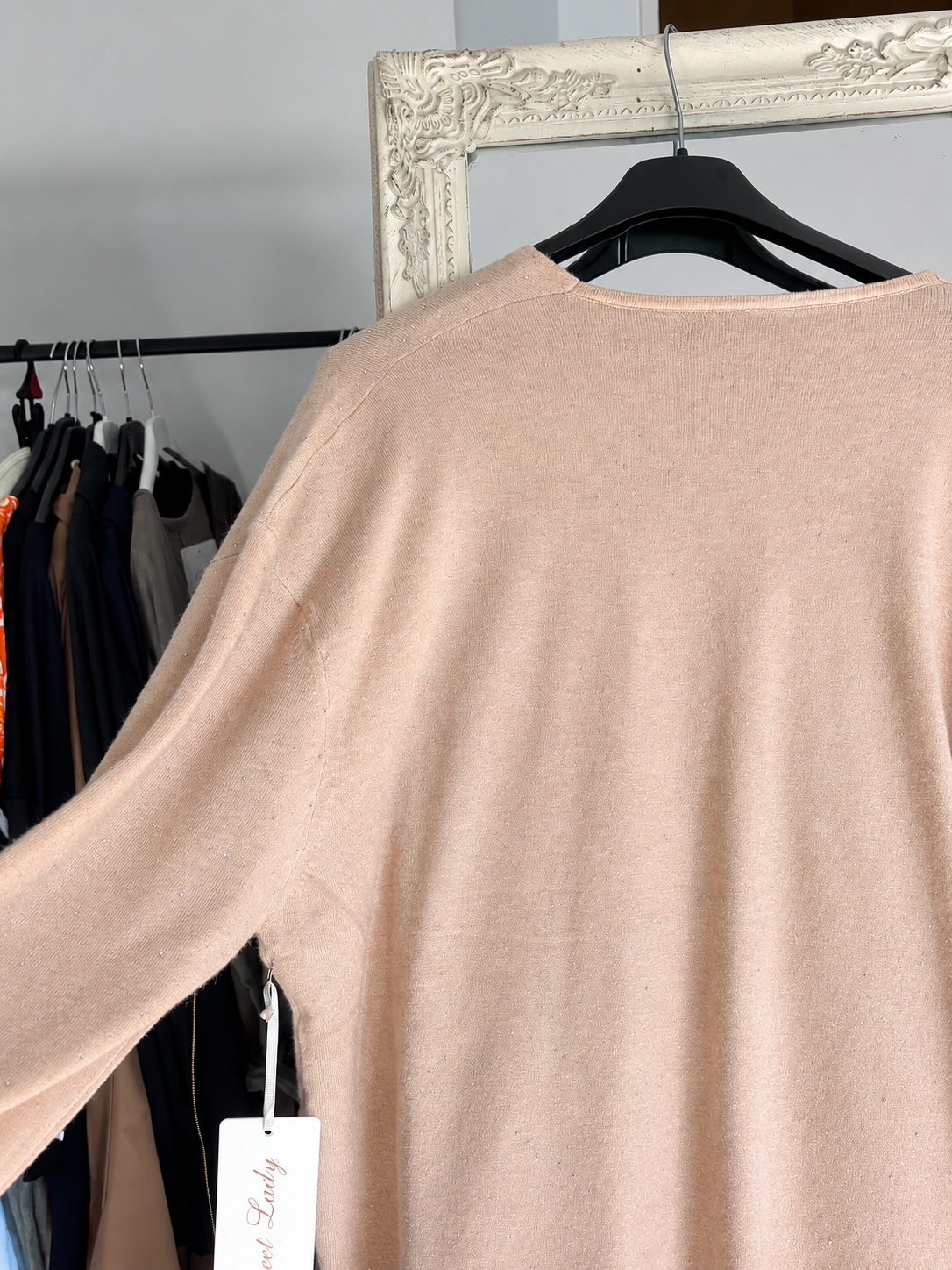 Pull beige à strass